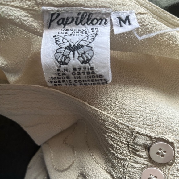 Beige Abstract Art Top – Papillon – Size M - Picture 5 of 6